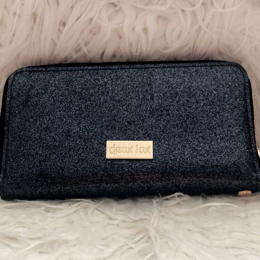Deux Lux Wallet